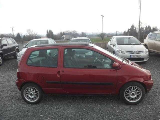 Renault Twingo hatchback 43kW benzin 199805