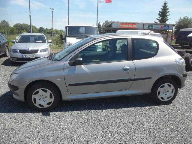 Peugeot 206 hatchback 44kW benzin 200201