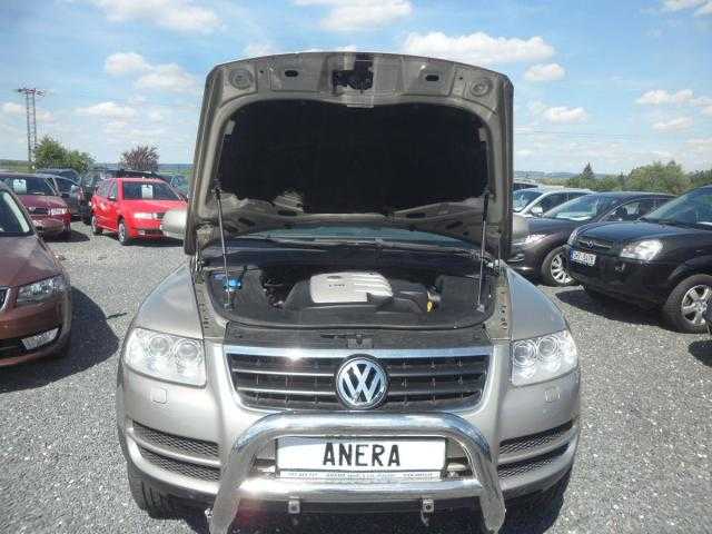 Volkswagen Touareg kombi 128kW nafta 200406