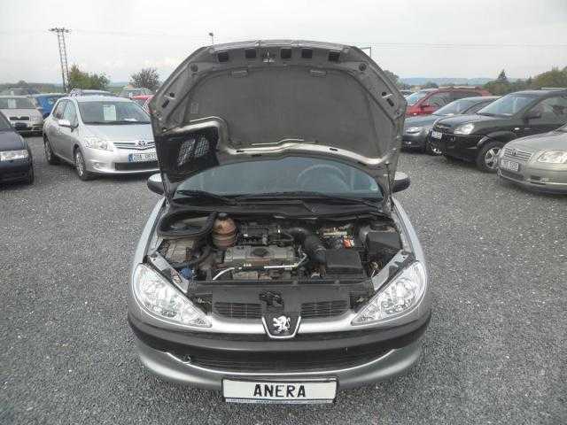 Peugeot 206 hatchback 55kW benzin 200110