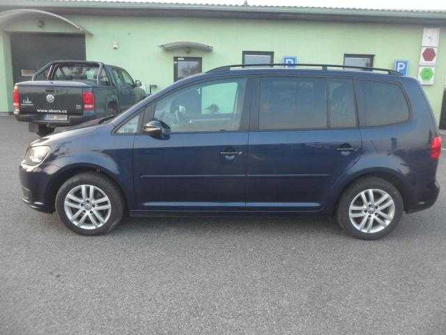 Volkswagen Touran MPV 103kW nafta 201307