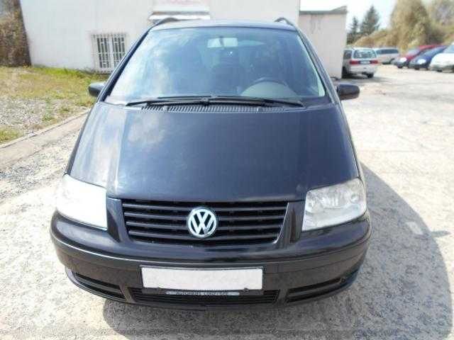 Volkswagen Sharan MPV 85kW nafta 200308