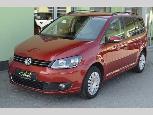 Volkswagen Touran MPV 77kW nafta 201102