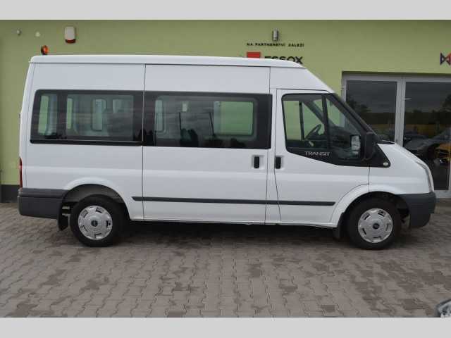 Ford Transit minibus 63kW nafta 201009