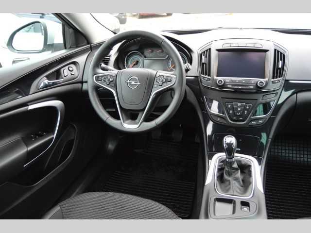 Opel Insignia kombi 96kW nafta 201505