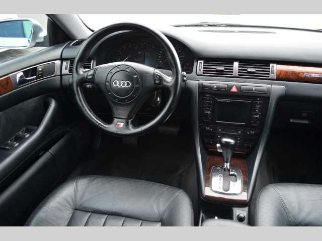 Audi A6 kombi 220kW benzin 199911