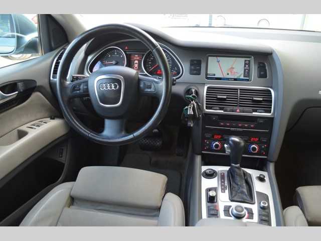 Audi Q7 SUV 171kW nafta 200703