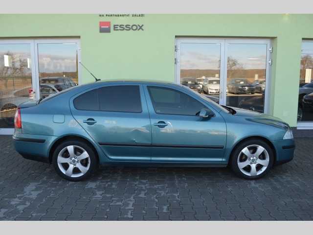 Škoda Octavia liftback 103kW nafta 200602