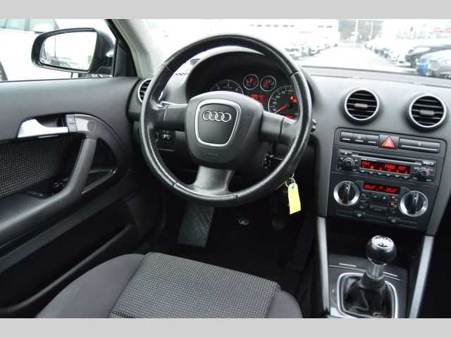 Audi A3 hatchback 77kW nafta 200510