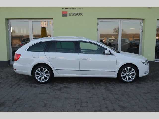 Škoda Superb kombi 103kW nafta 201208