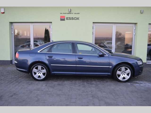 Audi A8 limuzína 246kW benzin 200510