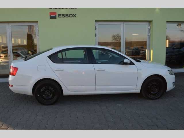 Škoda Octavia liftback 77kW benzin 201309