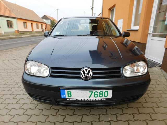 Volkswagen Golf hatchback 55kW benzin 2002