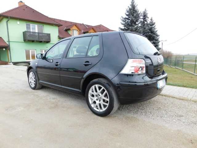 Volkswagen Golf hatchback 77kW benzin 2003