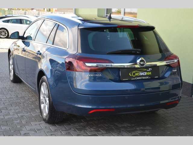 Opel Insignia kombi 96kW nafta 201506