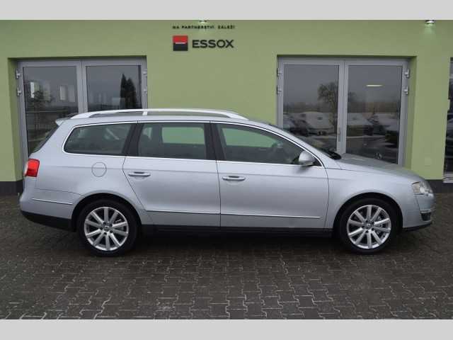 Volkswagen Passat kombi 103kW nafta 200606