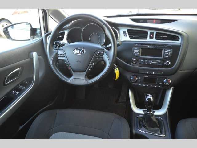 Kia Ceed kombi 99kW benzin 201408