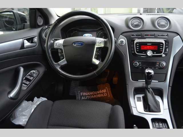 Ford Mondeo liftback 120kW nafta 201209