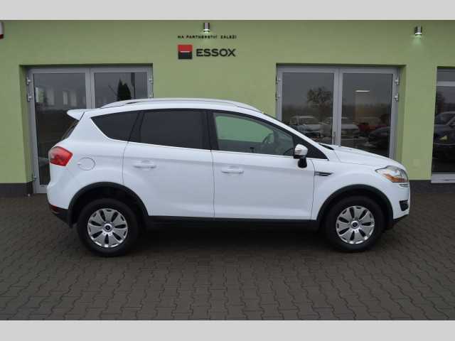 Ford Kuga SUV 103kW nafta 201209