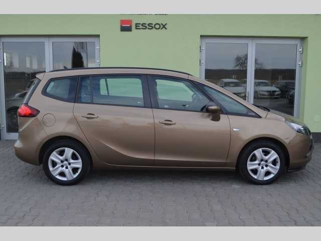 Opel Zafira MPV 96kW nafta 201307