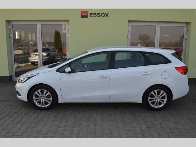 Kia Ceed kombi 94kW nafta 201507