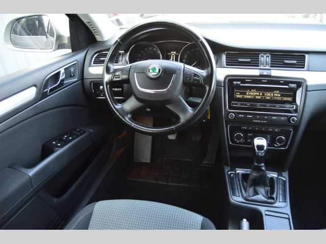 Škoda Superb kombi 77kW nafta 201201