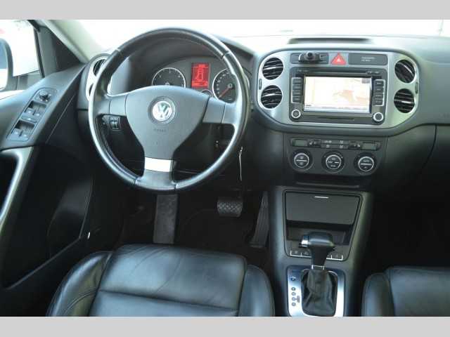 Volkswagen Tiguan SUV 103kW nafta 200908