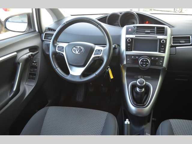 Toyota Verso MPV 82kW nafta 201403