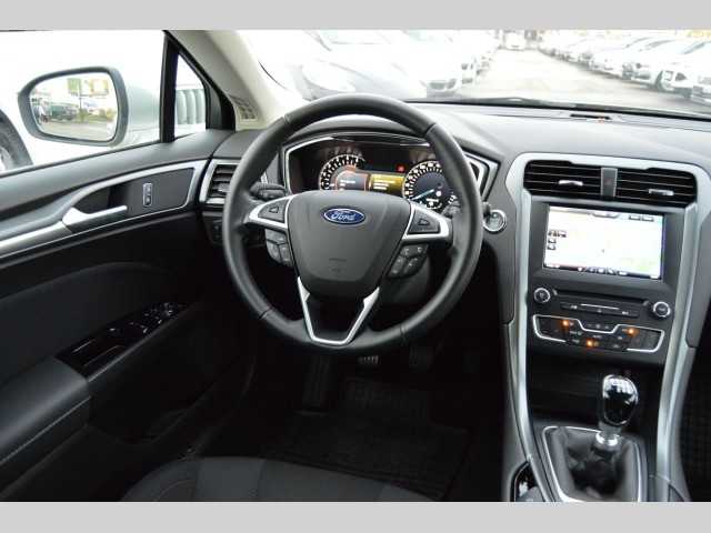 Ford Mondeo kombi 132kW nafta 201505