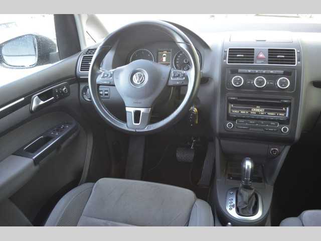 Volkswagen Touran MPV 103kW nafta 201404