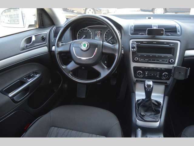 Škoda Octavia kombi 103kW nafta 201202