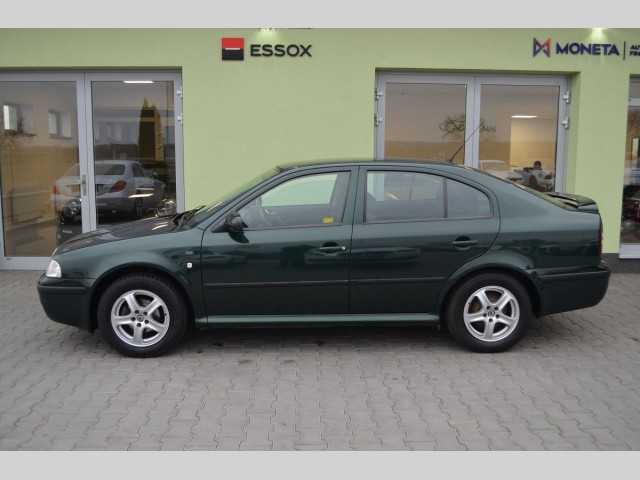 Škoda Octavia liftback 74kW benzin 200102