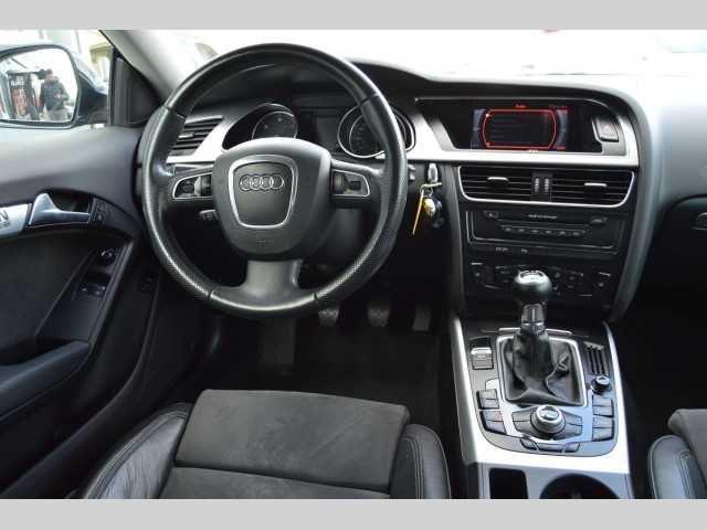 Audi A5 kupé 176kW nafta 200811