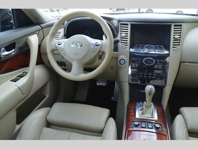 Infiniti FX37 SUV 235kW benzin 201009