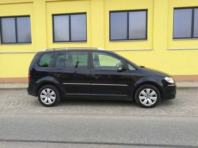 Volkswagen Touran MPV 103kW nafta 2007