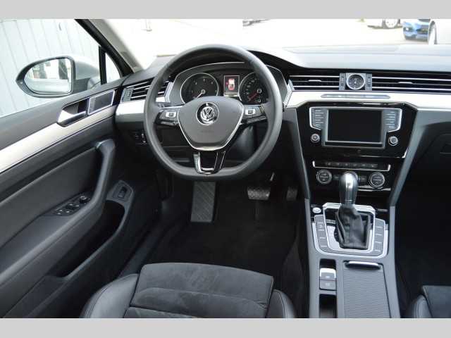 Volkswagen Passat sedan 110kW nafta 201510