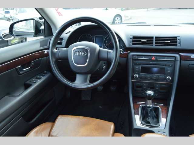 Audi A4 kombi 125kW nafta 200701