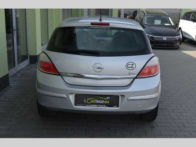 Opel Astra hatchback 66kW benzin 200508