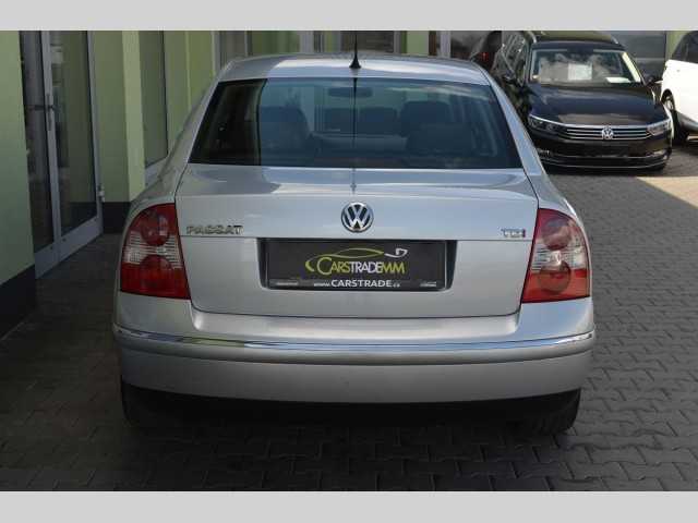 Volkswagen Passat sedan 110kW nafta 2001