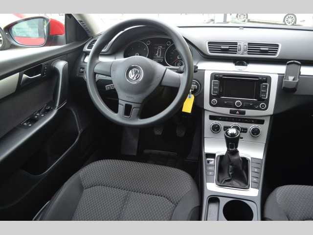 Volkswagen Passat kombi 103kW nafta 201307