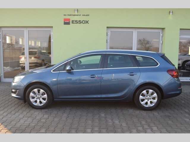 Opel Astra kombi 81kW nafta 201505