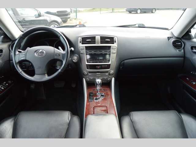 Lexus IS 250 sedan 153kW benzin 200607