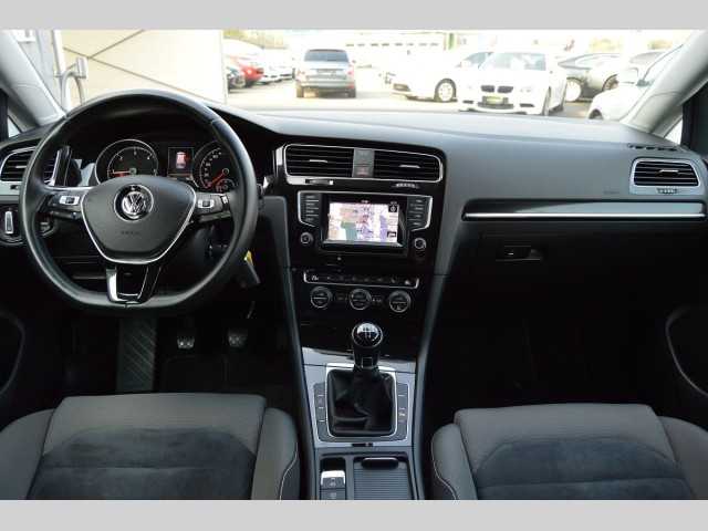 Volkswagen Golf kombi 77kW nafta 201407