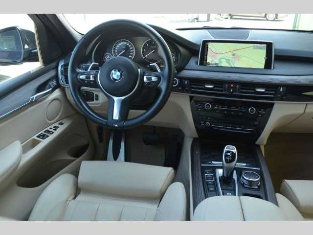 BMW X5 SUV 280kW nafta 201506