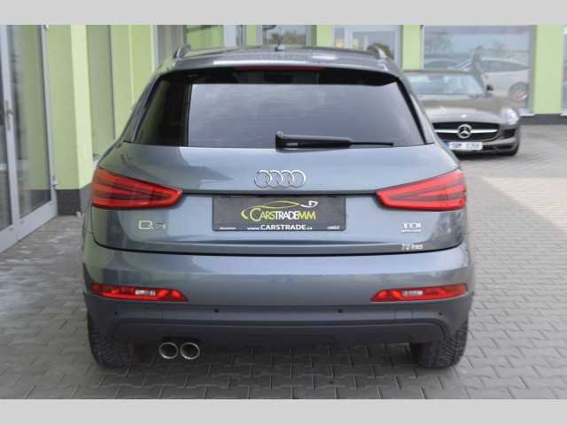 Audi Q3 SUV 130kW nafta 201203