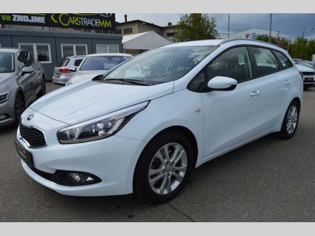 Kia Ceed kombi 94kW nafta 201507