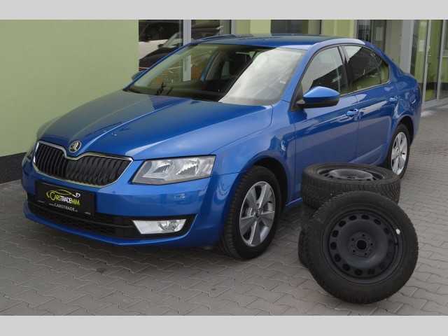 Škoda Octavia liftback 110kW nafta 201401