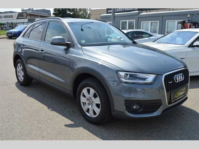 Audi Q3 SUV 130kW nafta 201203