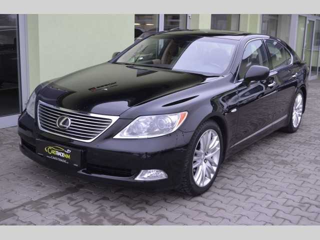 Lexus LS 460 limuzína 280kW benzin 200809