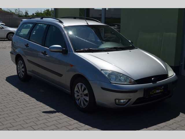 Ford Focus kombi 74kW nafta 200403